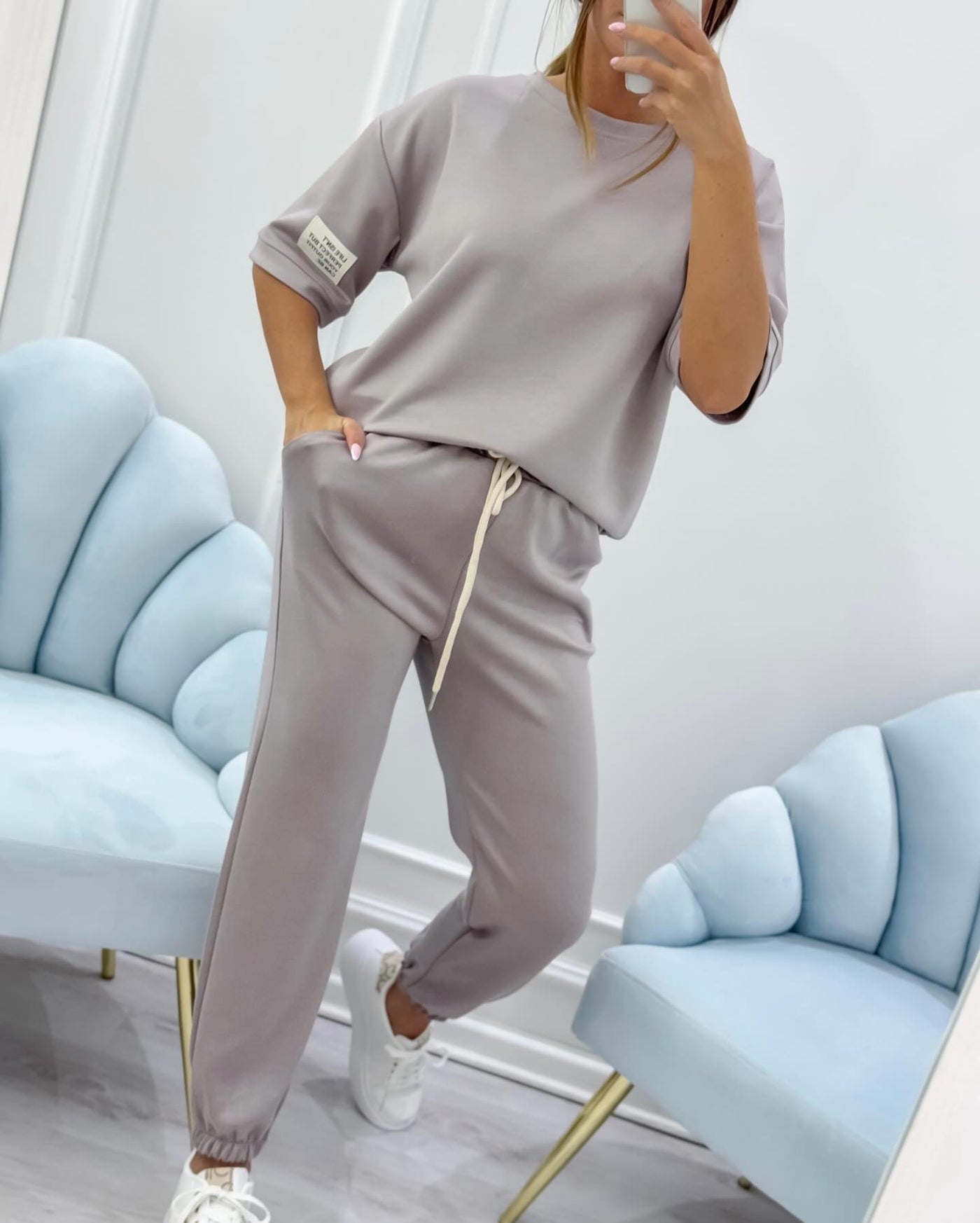 Marlene | Zweiteiliges Loungewear-Set mit Crewneck-T-Shirt und Jogginghose