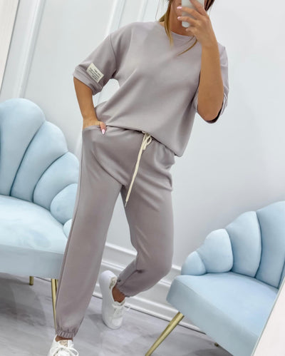 Marlene | Zweiteiliges Loungewear-Set mit Crewneck-T-Shirt und Jogginghose