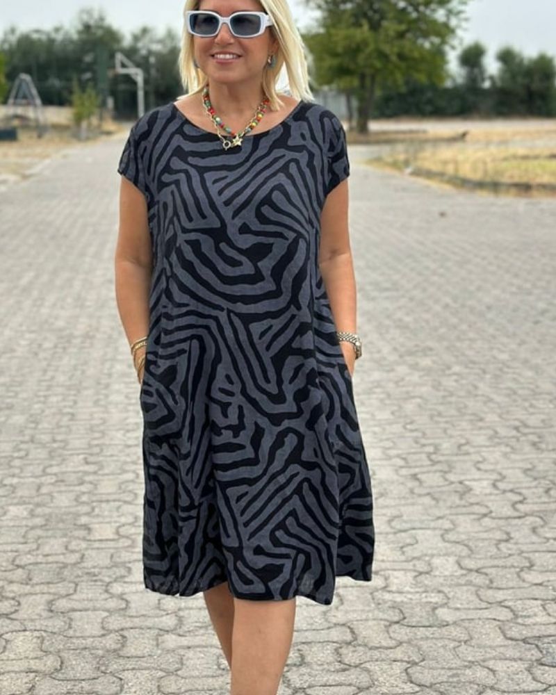 Lucia | Fließendes Midi-Kleid mit grafischem Muster