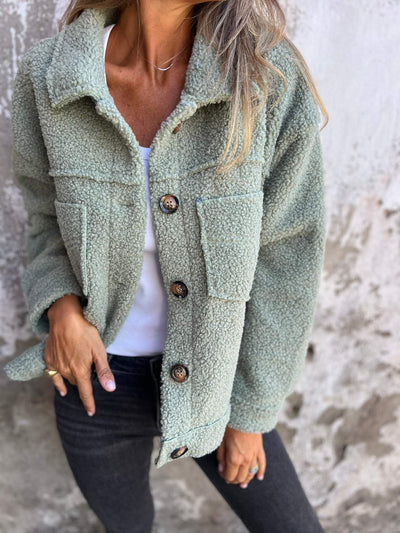 Hannah | Kuschelige Jacke mit Knöpfen