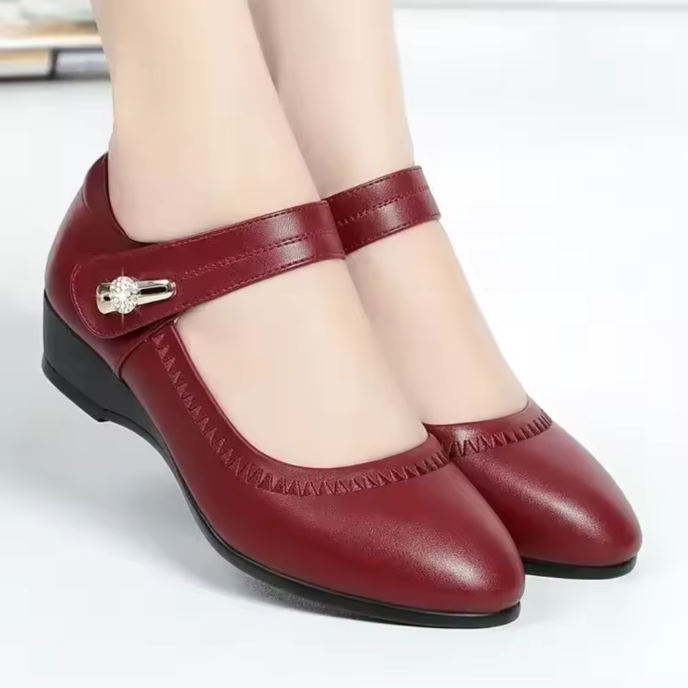Monika | Riemchenpumps mit Keilabsatz