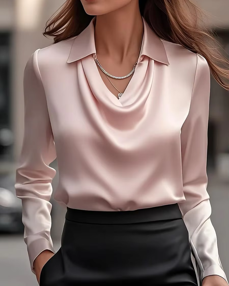 Charlotte | Satinbluse mit drapiertem Ausschnitt