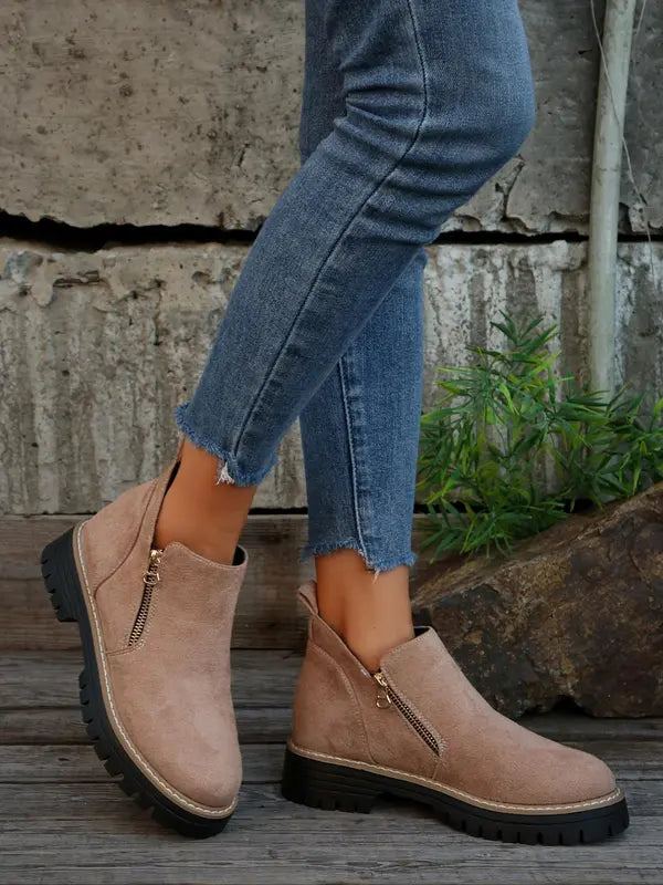 Adelheid | Wildleder-Stiefeletten mit Blockabsatz