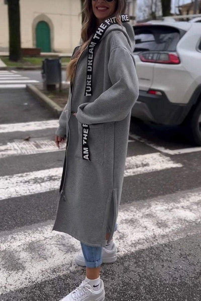 Zara | Urban-Style Longline-Hoodie mit Letter-Patchwork