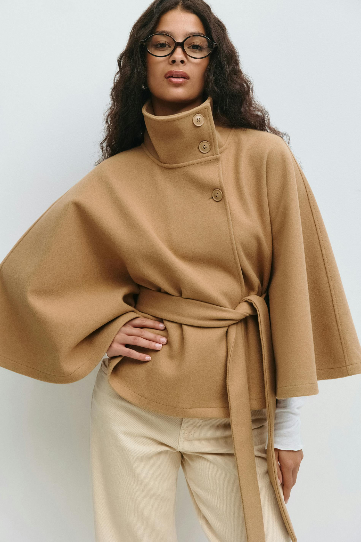 Chiara | Capejacke mit Gürtel