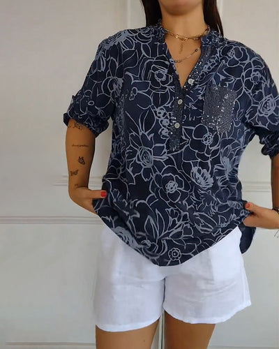 Cornelia | Blumenbluse mit Paillettenverzierung