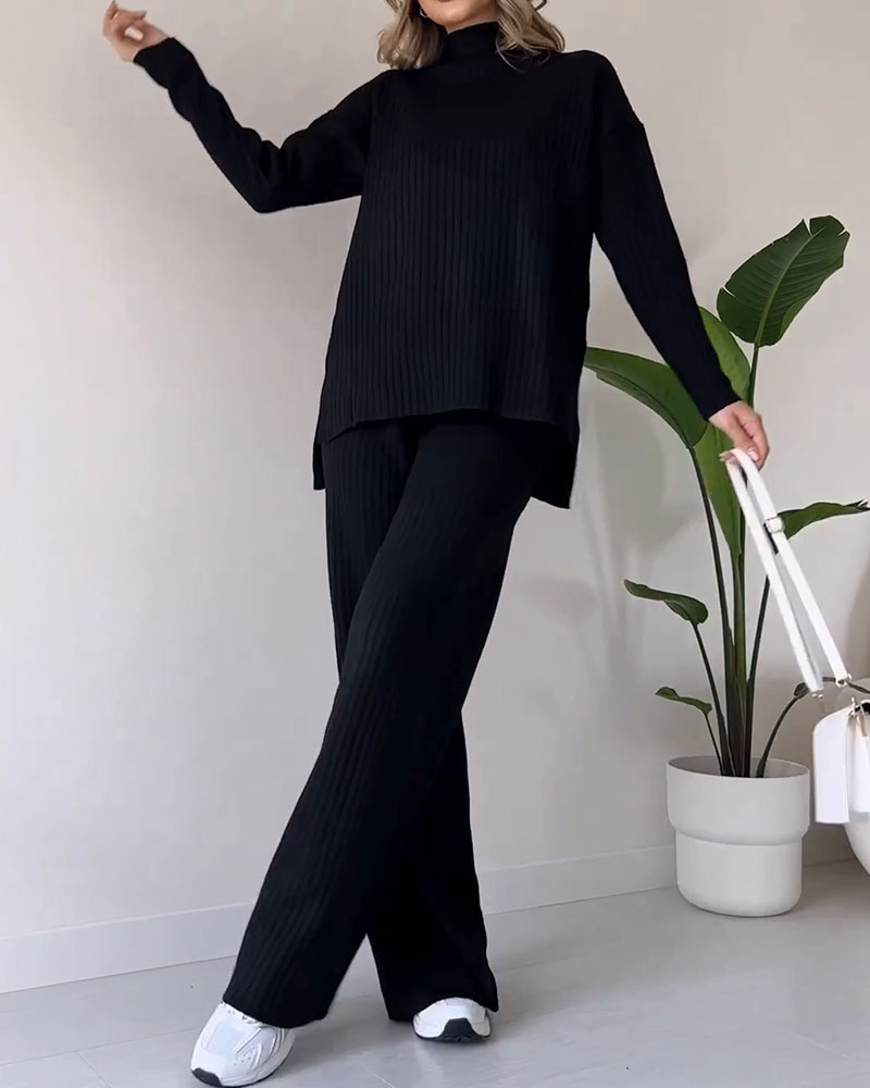 Alisa | Geripptes Strick-Hausanzug-Set