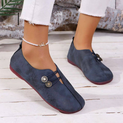 Noelia | Schlupfschuh mit Zierknöpfen