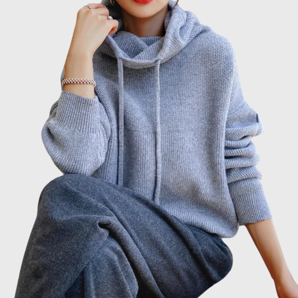 Waltraud | Weicher Strick-Kapuzenpullover