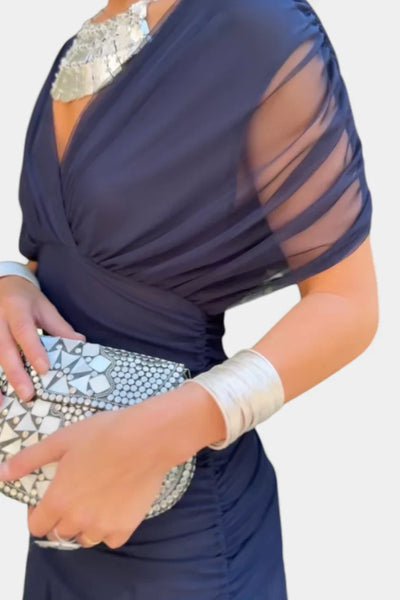 Stefanie | Midikleid aus Tüll mit V-Ausschnitt