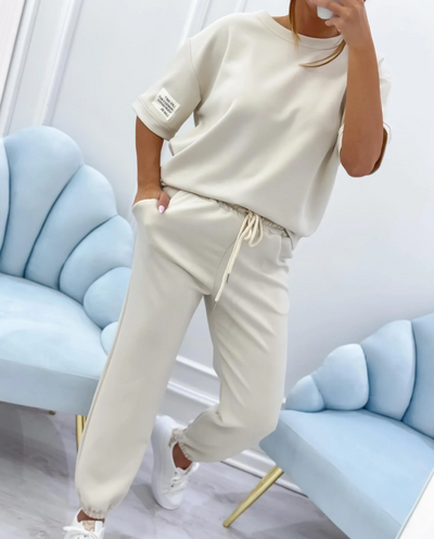 Marlene | Zweiteiliges Loungewear-Set mit Crewneck-T-Shirt und Jogginghose