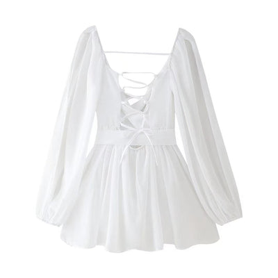 Margarethe | Festliches Kleid mit durchscheinenden Ärmeln und tailliertem Schnitt